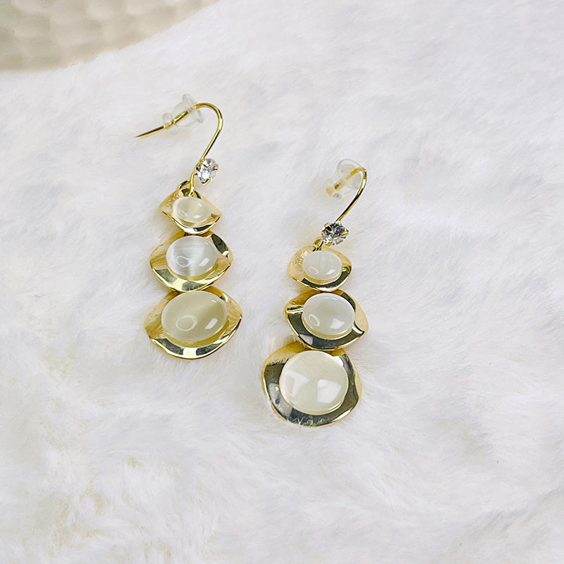 Earrings 4-1-37