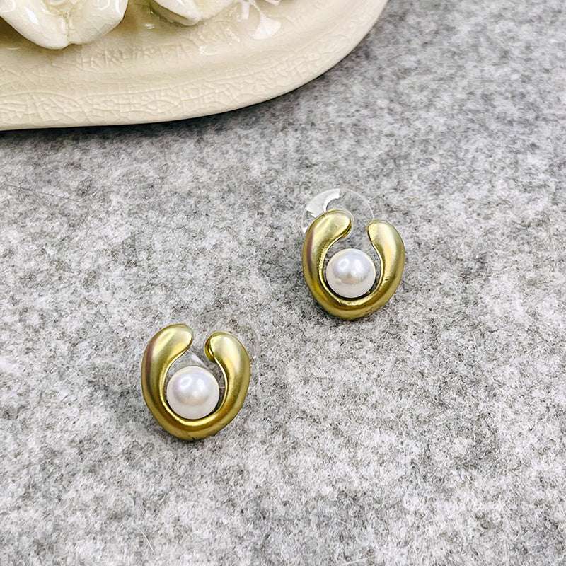 Earrings 4-1-35